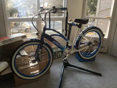 2025 ELECTRA EBIKE CRUISER.  LIMITED EDITION, View more