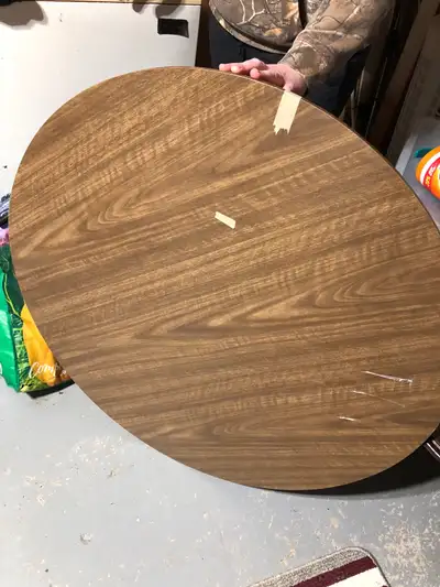 Round camp table. Comes with legs.