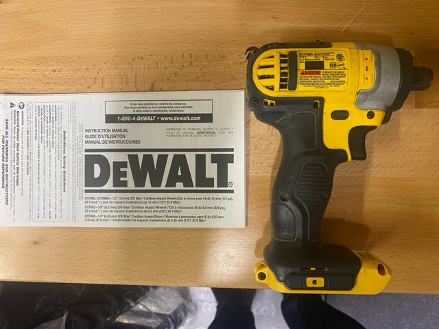 Dewalt 1/4” 20V Max Cordless Impact Driver in Power Tools in Woodstock - Image 2