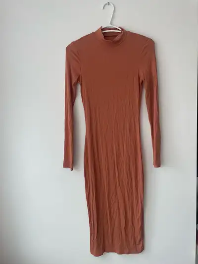Rust Ribbed Long Sleeve Midi Dress, View more