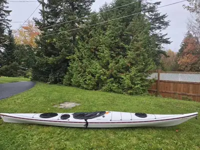 Kayak de Mer BOREAL Design modèle "Fjord" fibre de verre, View more