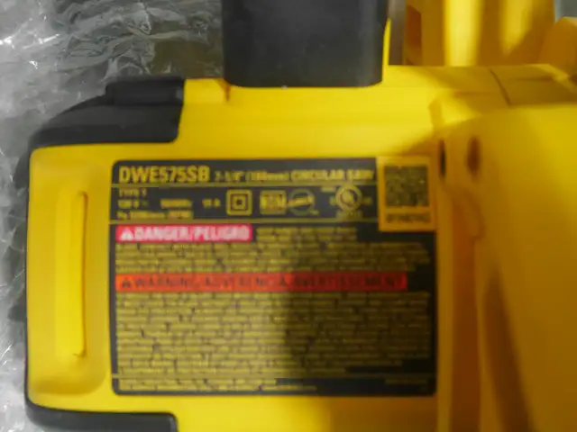 Dewalt Skill Saw -- Brand New!! Never Used in Power Tools in Lethbridge - Image 4