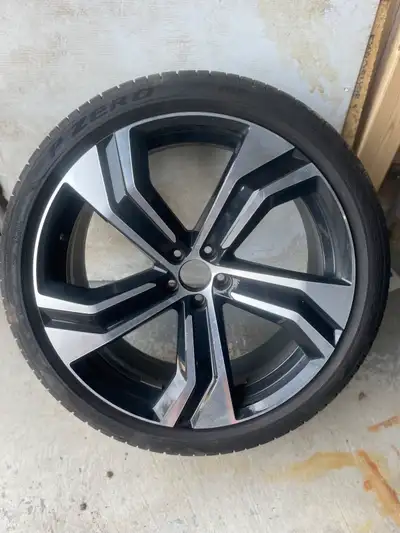Volvo XC90 22" OriginalRims And Summer Tires, View more