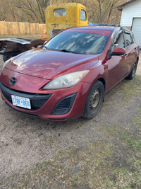 2011 Mazda hatchback 5spd manual