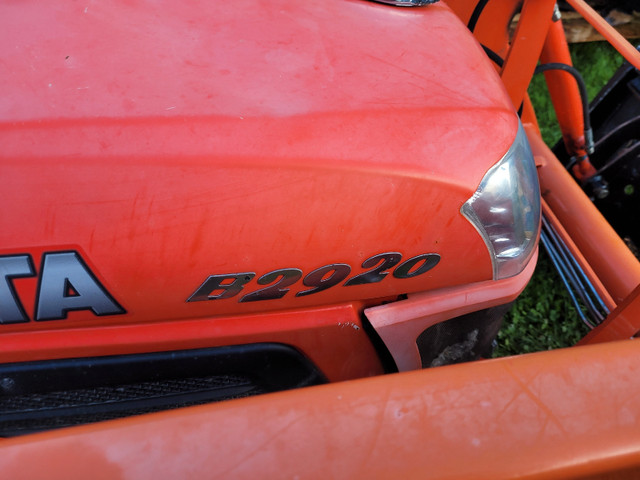 Kubota B2920 tractor with loader skidsteer quick attach | Farming ...