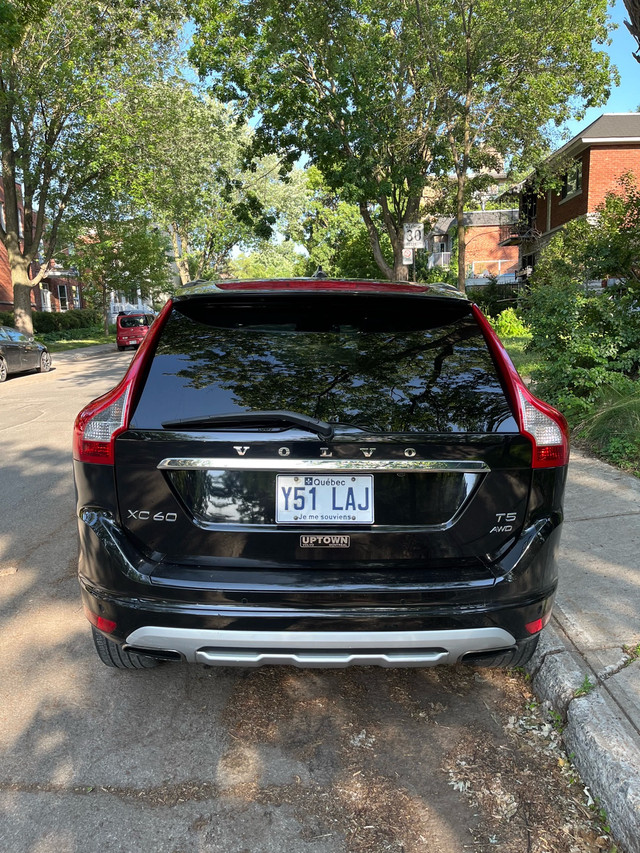 Volvo XC60 dans Autos et camions  à Ville de Montréal - Image 4