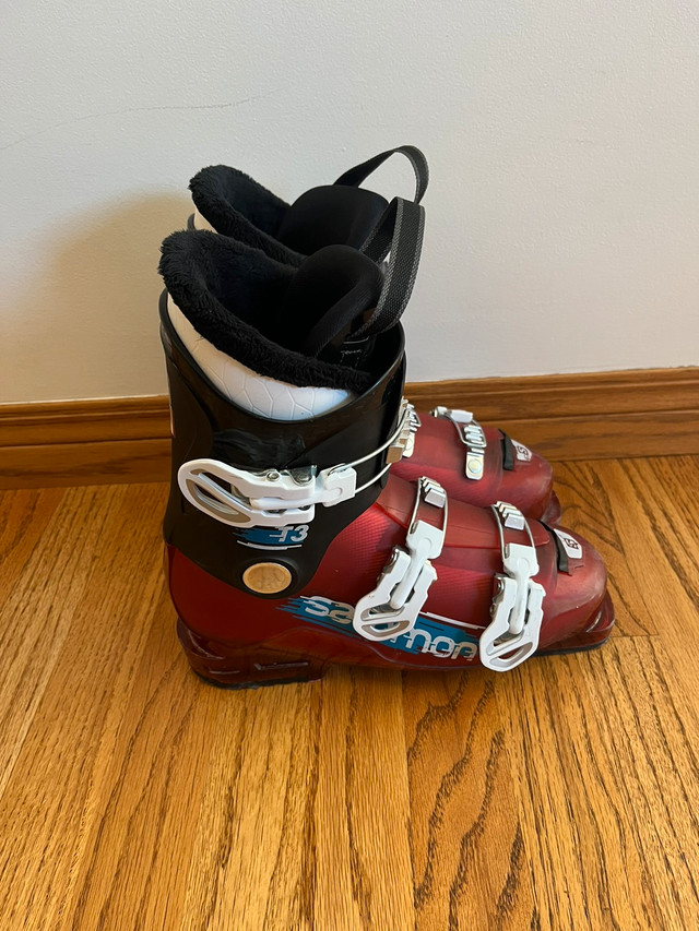 Kids Salomon Ski Boots 24/24.5 | Ski | Calgary | Kijiji