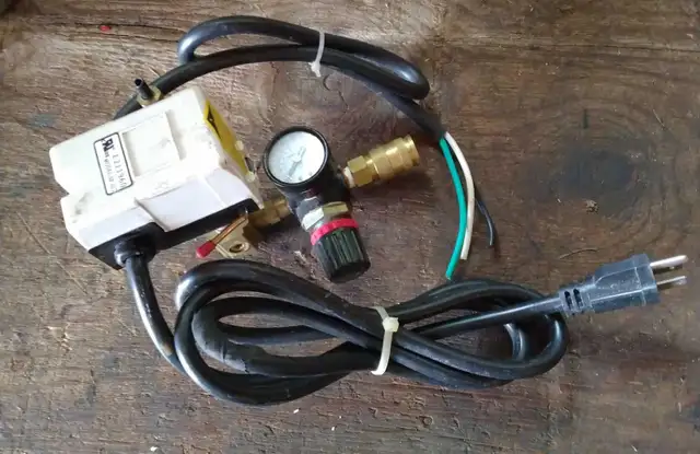 COMPRESSOR PRESSURE RELIEF VALVE  in Other in Belleville - Image 4