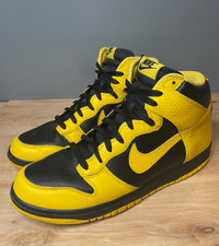 Nike dunk high black and yellow colour way