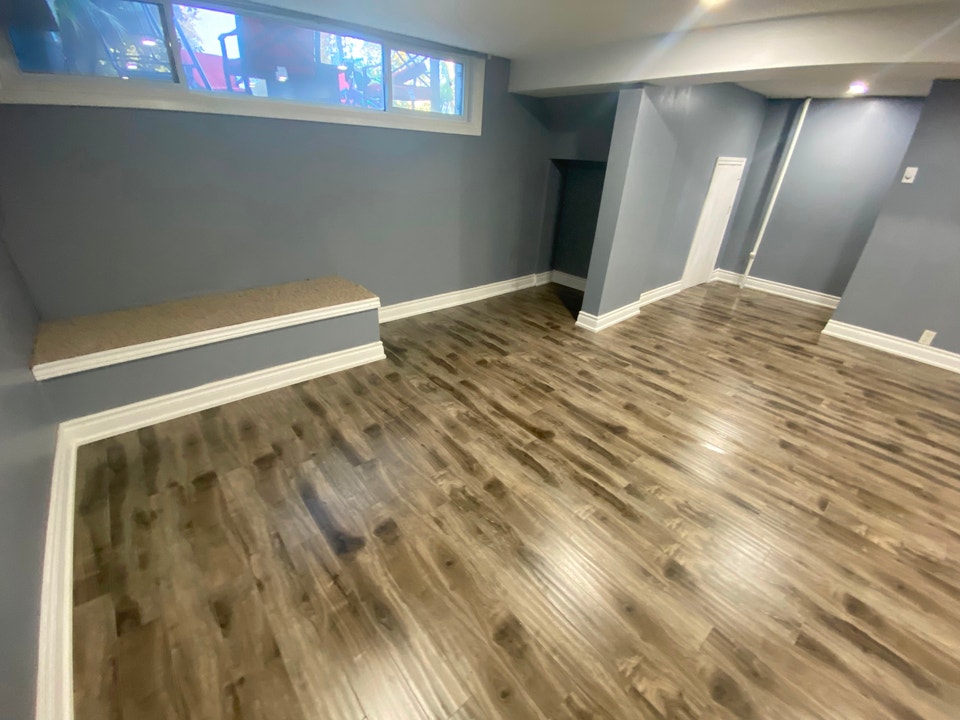 LOWER UNIT FOR RENT 4