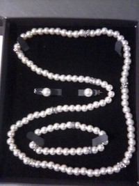 Beaded necklace set for your sweetheart