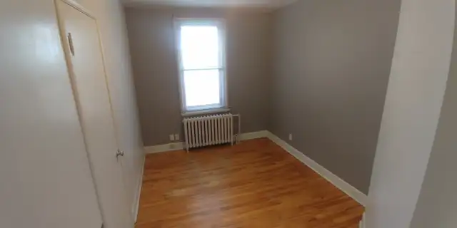 Près Cégep Ste-Foy et Université pour étudiant(e) seulement