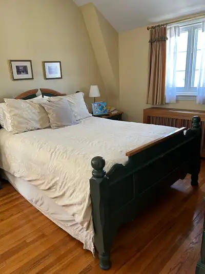 Set de chambre complet en bois véritable, View more
