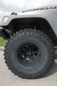 33” Jeep wheels and tires