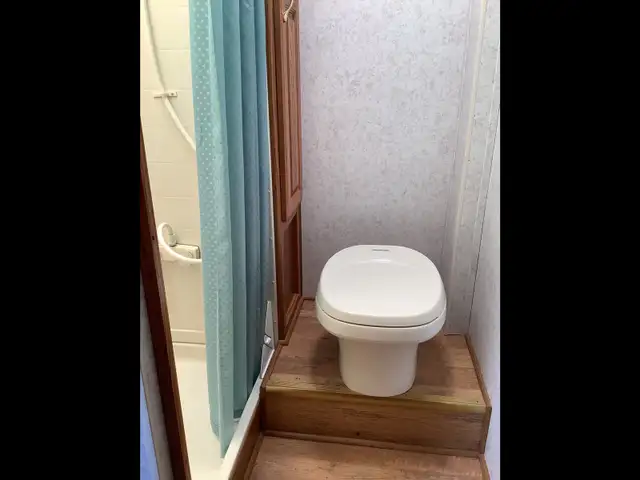 JAYCO 5th WHEEL CAMPER in Other in Summerside - Image 11