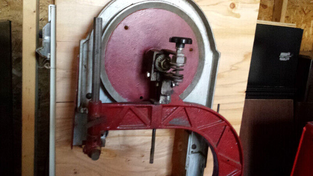 Antique Zenith Band Saw in Other in Hamilton - Image 3