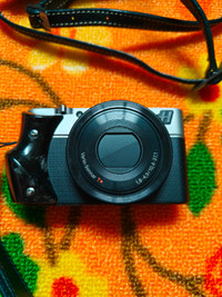 FS: Hasselblad Stellar Special Edition Digital Camera (Black/Car