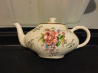 Vintage Arthur Wood teapot
