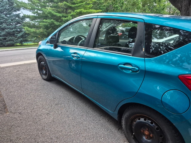 2014 NISSAN VERSA NOTE ***73000km*** — photo 2