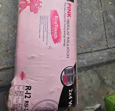 Bag of r12 pink insulation , View more