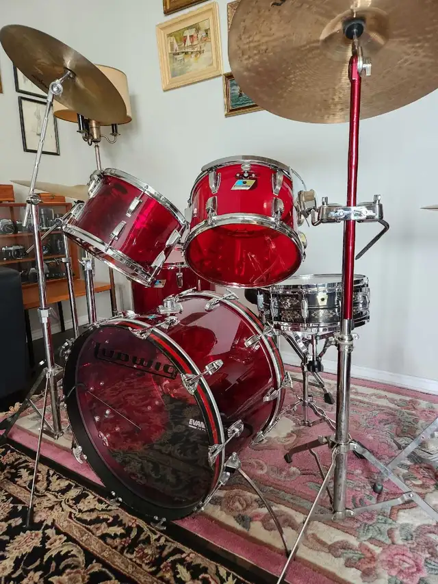Ludwig vistalite drums on hold in Drums & Percussion in London - Image 11