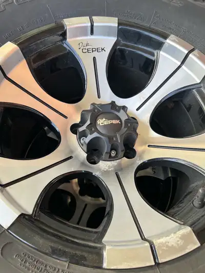 Set of 5 KO2 tires 35X12.5X17 on Dick Cepek-Mickey Thompson rims & also Synergy Spacers on red colou...