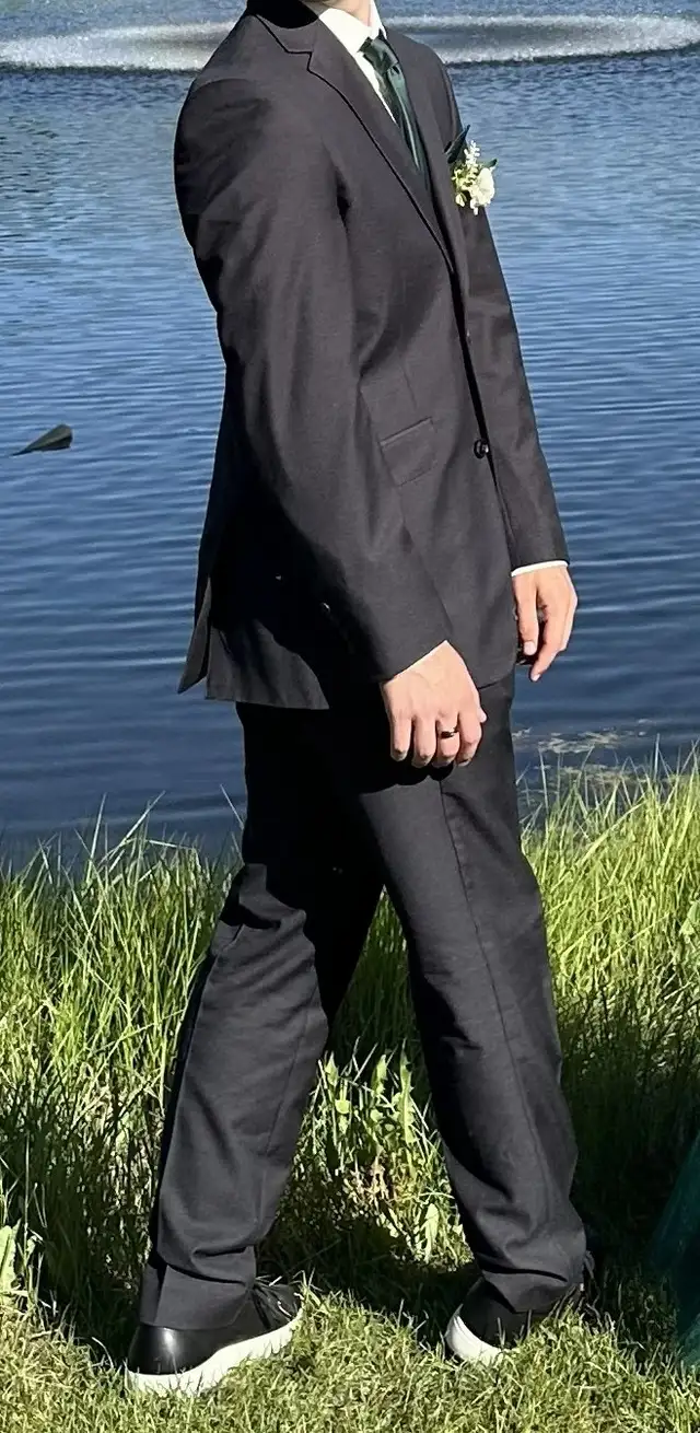 Men’s Suit Bundle – Sharp, Stylish & Ready to Impress in Men's in Fort McMurray - Image 4