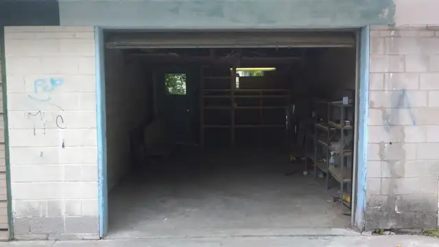Garage for lease, approx 250 square feet