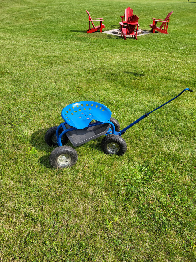 STEERABLE GARDEN CART in Outdoor Tools & Storage in Oakville / Halton Region - Image 2