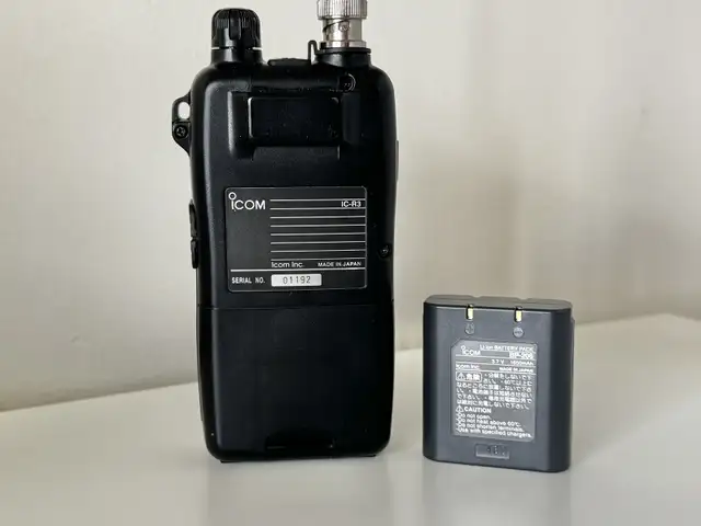 ICOM scan IC-R3 Wideband Receiver Radio Audio & Video Capability in General Electronics in Mississauga / Peel Region - Image 10