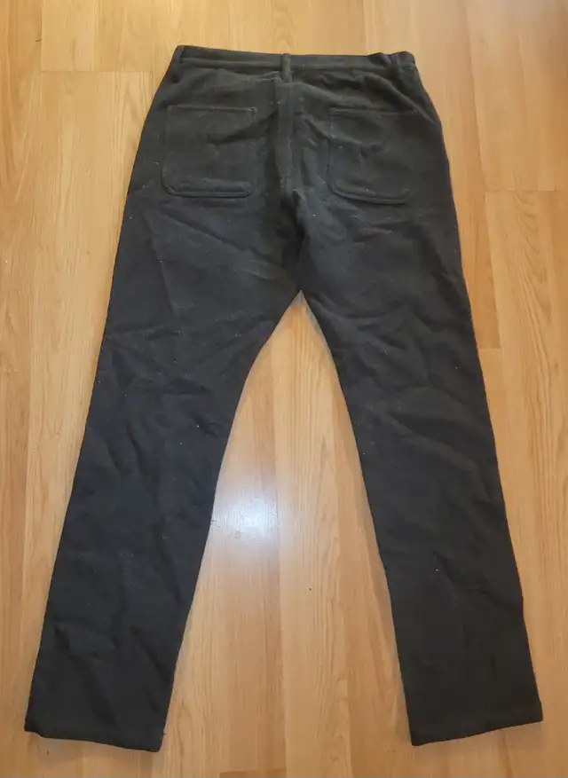 M12 heated camo / Cabelas Upland vest / Taylor stitch wool pants in Men's in Red Deer - Image 10