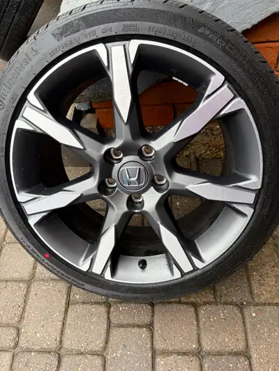 For sale are a set of BRAND NEW OEM 18" 2026 Honda wheels from a 2026 Honda Civic Hatchback Sport To...