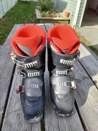 Black Salomon downhill ski boots size 23.0 36 US 4.5 UK 4, View more