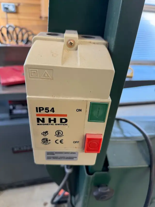 Craftex 18” Wood Bandsaw in Hobbies & Crafts in Edmonton - Image 4