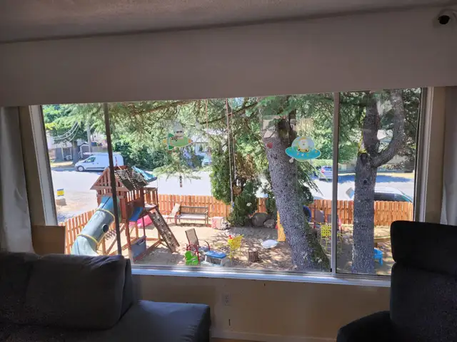 FULLY FURNISHED 3 Bd + Bonus Room 1 bath  Near Departure Bay in Long Term Rentals in Nanaimo - Image 28