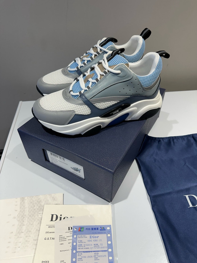Dior B22 Blue in Men's Shoes in City of Montréal - Image 3