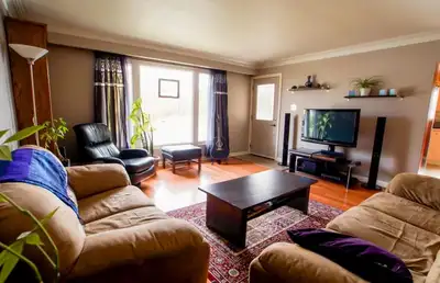 LARGE 3 BDRM HOUSE IN SOUTH END/HOSPITAL AREA (ALL UTILITIES INC