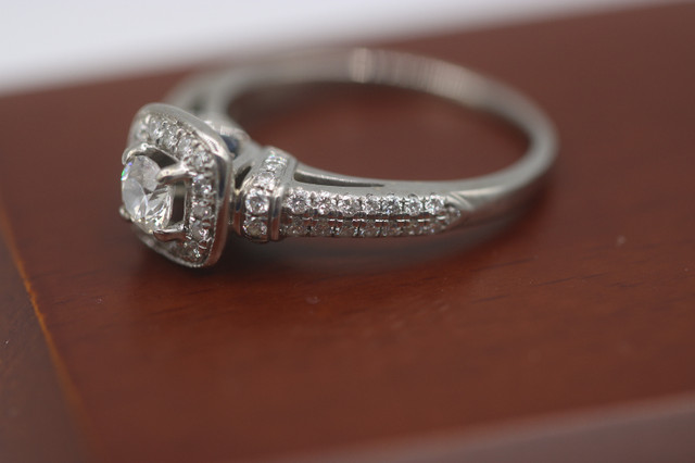 14KT White Gold Engagement Ring (#I-4864) in Jewellery & Watches in City of Halifax - Image 2