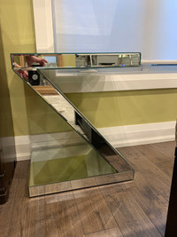 Glass Z shape night table (Reduced)