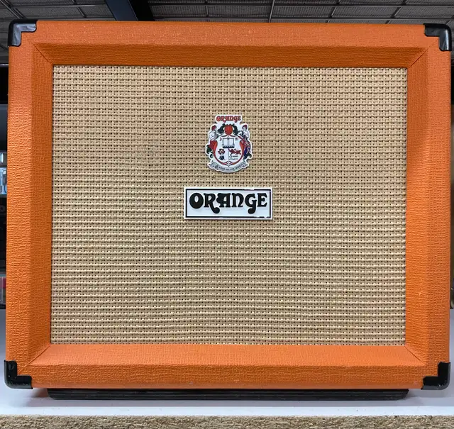 ORANGE ROCKER 15 TUBE AMP in Amps & Pedals in North Bay - Image 2