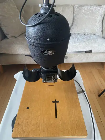 Leica/Leitz Focomat 1c autofocus enlarger. This is the type (make and model) of enlarger used by ico...