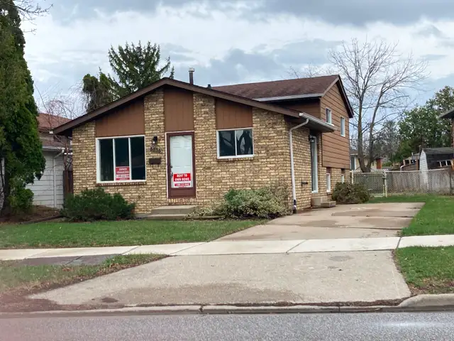 RENT  TO  OWN  HOME  -  WINDSOR