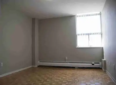 Room in sharing or private