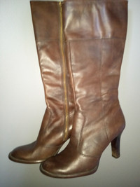 Fall leather boots