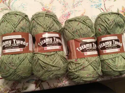 40% cotton. 60% acrylic worsted. 4 hanks. Each 3.5 oz. approx. 180 yds. machine wash. U.S. needle 7-...