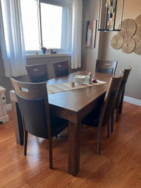 Table rectangulaire pour salle à dîner avec 6 chaises