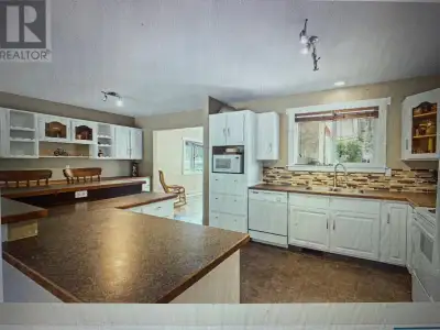 Bright Three Bedroom 2 Bath house - Vernon