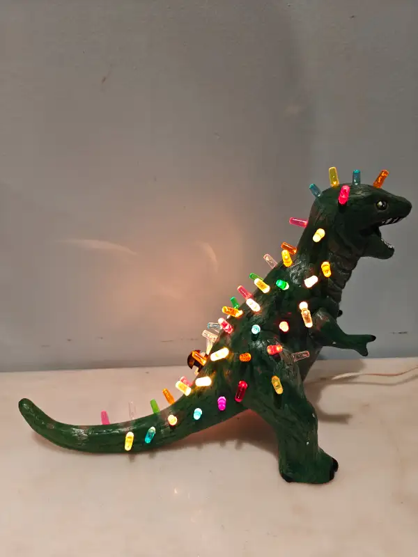 Christmas ceramic dinosaur dino lighted tabletop display in Arts & Collectibles in City of Toronto - Image 9