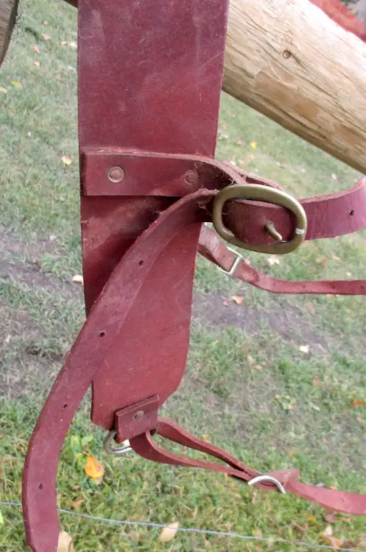 Pack saddle, sawbuck with some rigging, located Dawson Crk in Equestrian & Livestock Accessories in Dawson Creek - Image 5