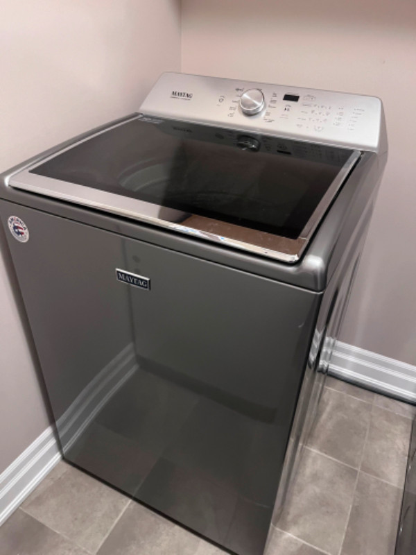 Maytag Commercial Technology Washing machine in Washers & Dryers in London